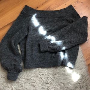 Off the Shoulder Gray Sweater H&M